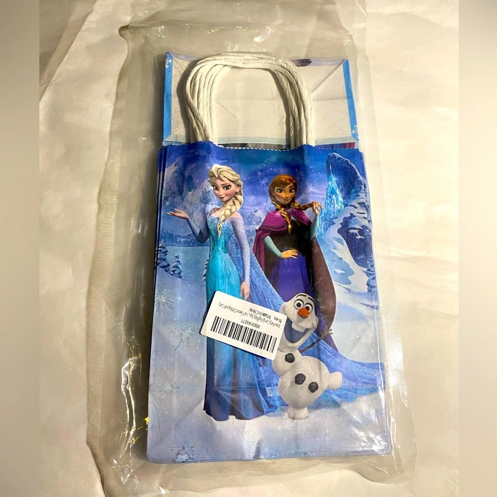 Frozen paper treat bags